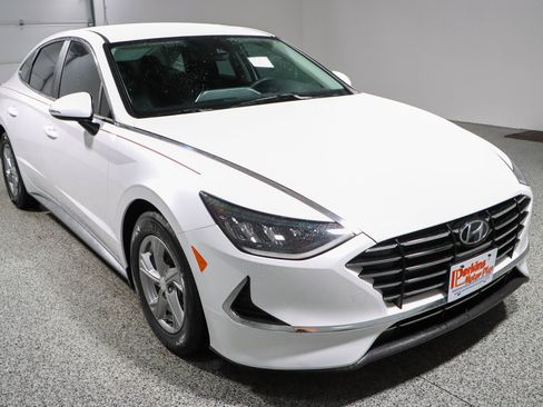 Used 2023 Hyundai Sonata SE FWD image 5
