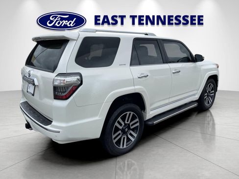 Used 2023 Toyota 4Runner Limited AWD/4WD image 3