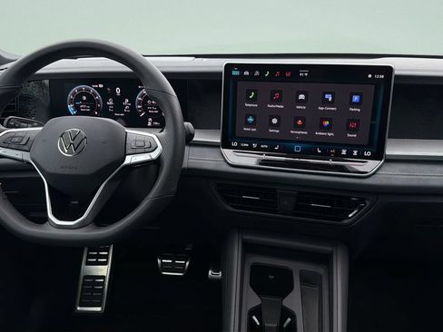 New 2026 Volkswagen Tiguan SE R-Line FWD image 27