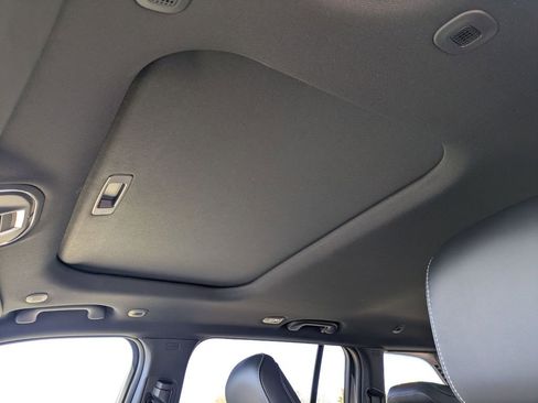 New 2026 Jeep Grand Cherokee Altitude RWD image 16