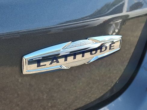 Certified 2023 Jeep Compass Latitude AWD/4WD image 30