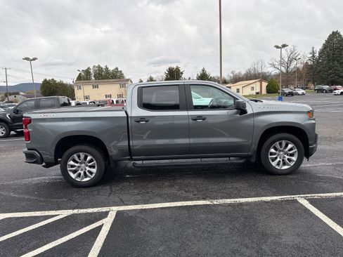 Used 2021 Chevrolet Silverado 1500 Custom w/ Safety Confidence Package image 7