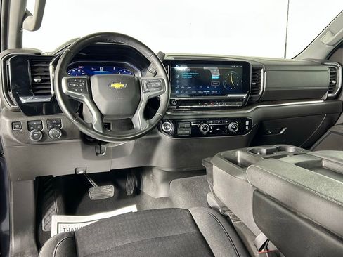 Used 2024 Chevrolet Silverado 3500 LT w/ Z71 Off-Road Package image 16