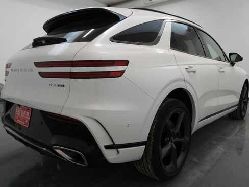 New 2026 Genesis GV70 3.5T Sport Prestige image 9