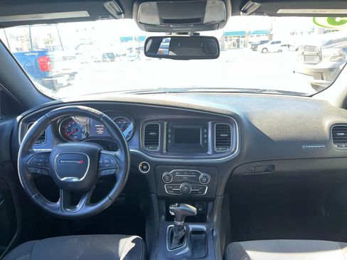 Used 2015 Dodge Charger SE w/ Sport Appearance Group RWD image 12