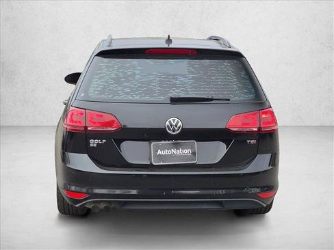 Used 2017 Volkswagen Golf SE FWD image 7