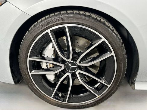 Used 2025 Mercedes-Benz CLA 35 AMG 4MATIC image 32