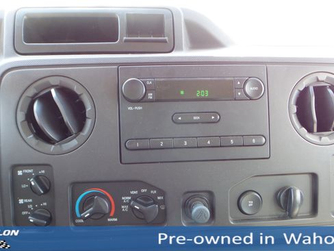 Used 2011 Ford E-350 and Econoline 350 XL image 13