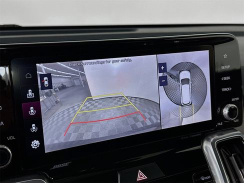 Used 2023 Kia Sorento SX Prestige image 14