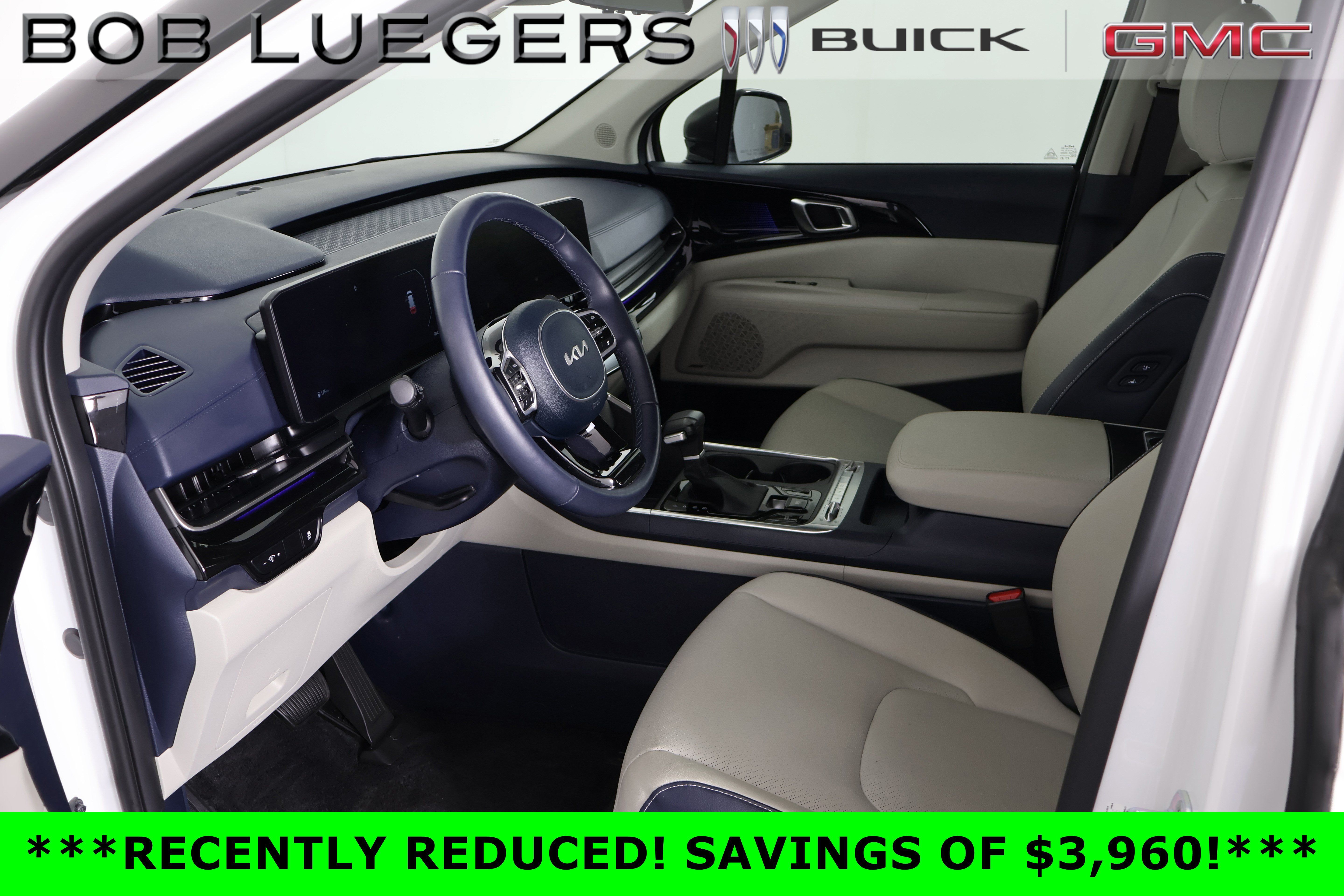 Used 2025 Kia Carnival SX Prestige FWD image 13