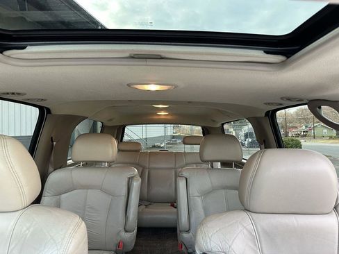 Used 2002 Chevrolet Suburban LT AWD/4WD image 28