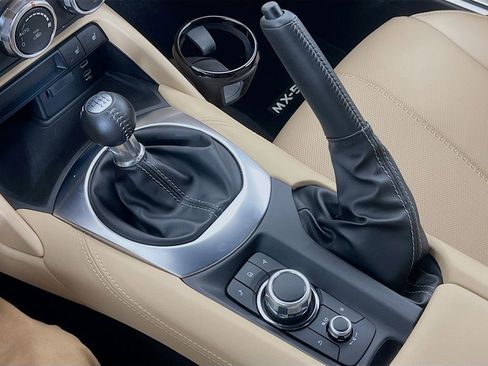 Certified 2024 MAZDA MX-5 Miata Grand Touring w/ Weather Package RWD image 20