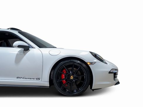 Used 2016 Porsche 911 Carrera 4S image 18