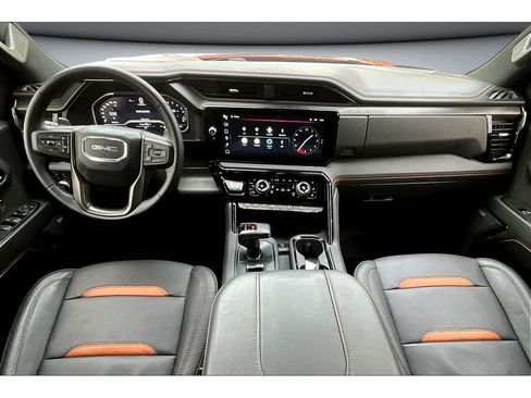 Used 2024 GMC Sierra 1500 AT4 w/ Technology Package image 17