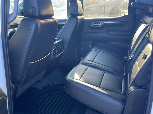 Used 2022 Chevrolet Silverado 1500 LTZ image 14