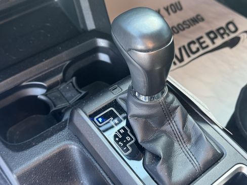 Used 2022 Toyota Tacoma 4x4 Double Cab image 18