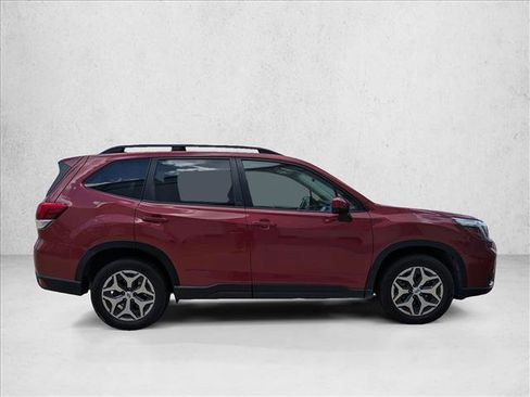 Used 2021 Subaru Forester Premium w/ Popular Package #1 image 4
