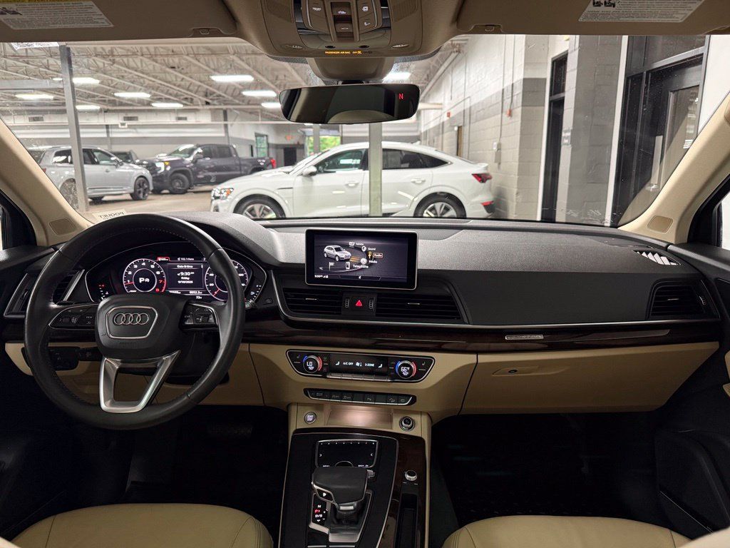 Used 2018 Audi Q5 2.0T Premium Plus w/ Premium Plus Package AWD/4WD image 8