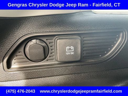 Used 2023 Jeep Grand Cherokee Limited w/ Luxury Tech Group II AWD/4WD image 29