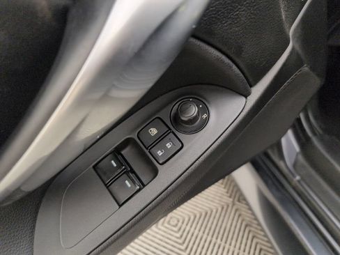 Used 2018 FIAT 124 Spider Classica RWD image 29