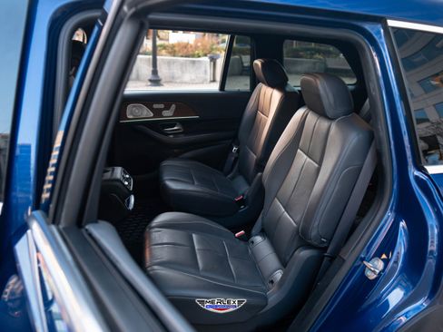 Used 2020 Mercedes-Benz GLS 450 4MATIC image 17