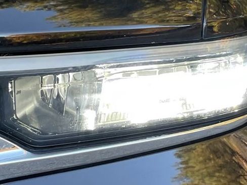 Used 2022 Jeep Grand Cherokee Laredo w/ Luxury Tech Group I image 12