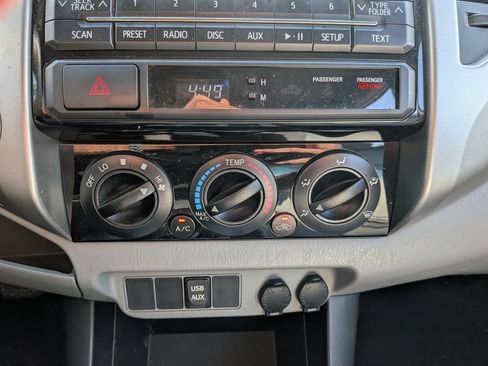 Used 2012 Toyota Tacoma 4x4 Double Cab w/ TRD Sport Pkg image 18