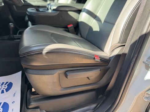 Used 2022 RAM 3500 Tradesman w/ Chrome Appearance Group image 10