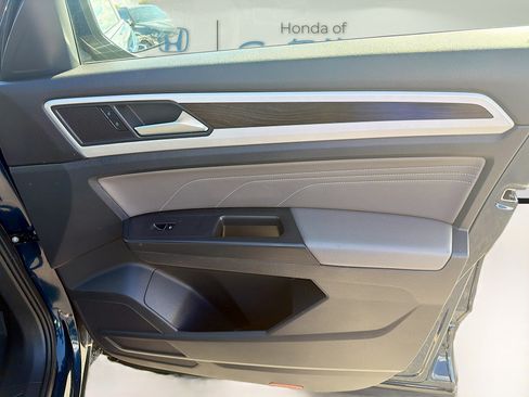 Used 2022 Volkswagen Atlas SE image 33