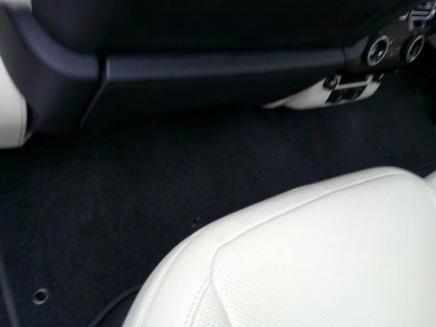 Used 2021 Land Rover Range Rover Westminster Edition image 33