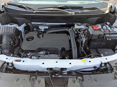 New 2026 Chevrolet Equinox LT image 16