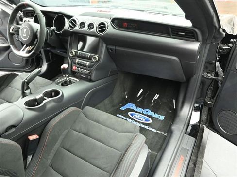 Used 2017 Ford Mustang Shelby GT350R w/ GT350R Equipment Group 920A image 22