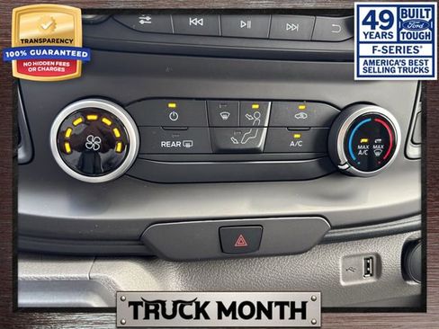 New 2025 Ford Transit 250 148 Medium Roof image 17