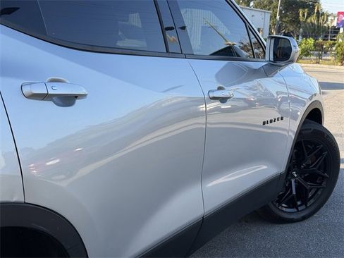 Used 2019 Chevrolet Blazer LT image 8