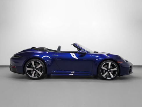 Used 2025 Porsche 911 Carrera image 14