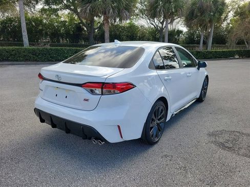 New 2026 Toyota Corolla SE FWD image 3