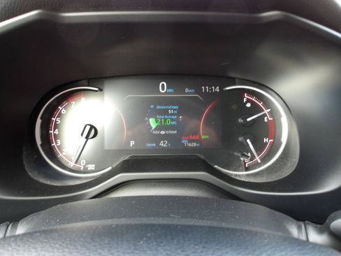 Used 2023 Toyota RAV4 XLE FWD image 17