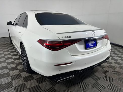 Used 2022 Mercedes-Benz S 500 4MATIC image 3