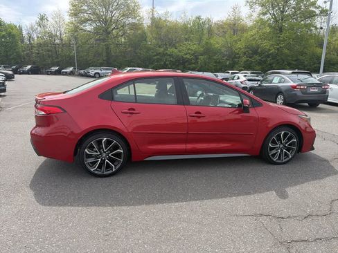 Used 2021 Toyota Corolla SE w/ SE Premium Package FWD image 12