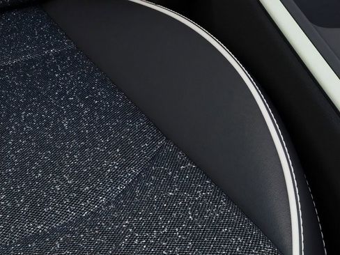 New 2025 Kia K4 GT-Line w/ GT-Line Sunroof Package image 24