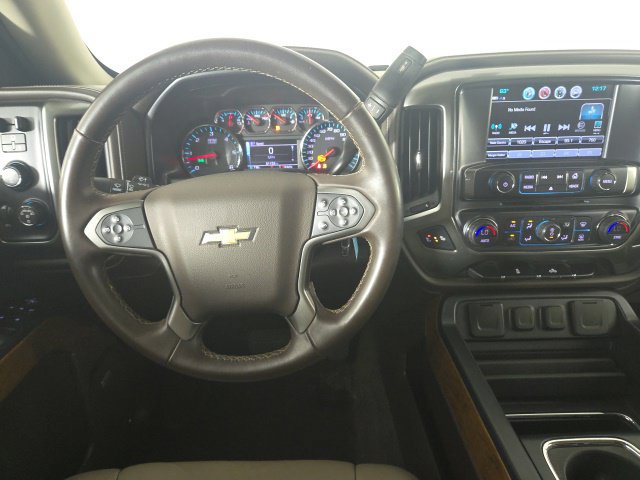 Used 2018 Chevrolet Silverado 1500 LTZ w/ Sport Package AWD/4WD image 28