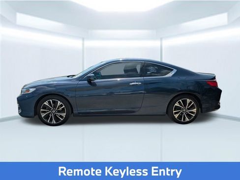 Used 2017 Honda Accord EX-L image 2