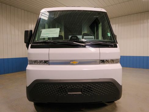 New 2025 Chevrolet Brightdrop 400 image 11