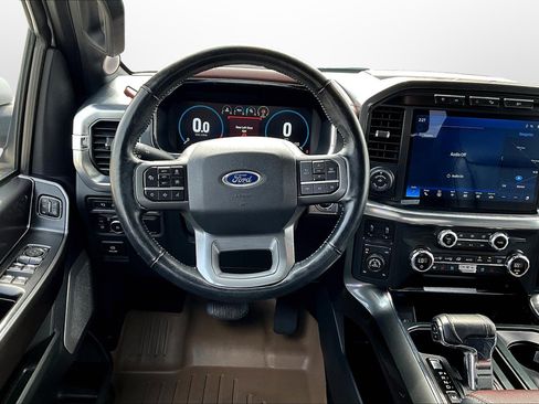 Used 2021 Ford F150 Lariat w/ Equipment Group 502A High image 5