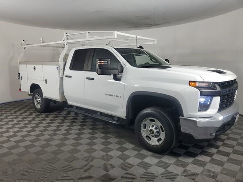 Used 2023 Chevrolet Silverado 2500 W/T w/ WT Convenience Package image 3