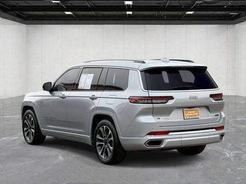 Certified 2023 Jeep Grand Cherokee L Overland w/ Luxury Tech Group IV AWD/4WD image 7