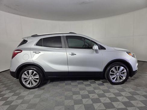Used 2019 Buick Encore Preferred image 4
