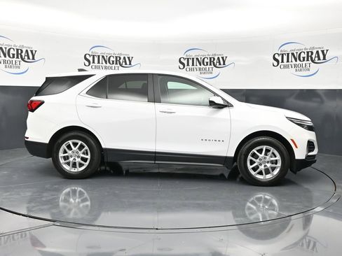 Certified 2024 Chevrolet Equinox LT FWD image 10