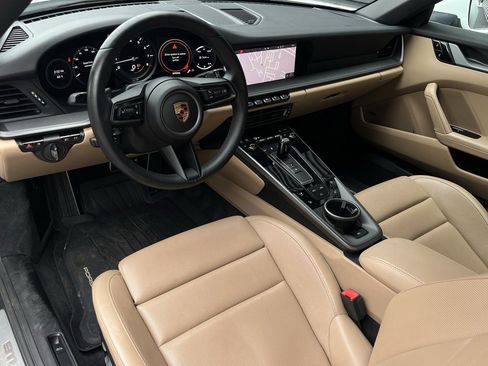 Used 2020 Porsche 911 Carrera S image 4