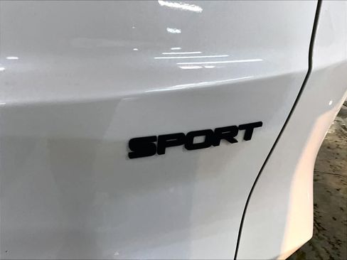 Used 2025 Honda CR-V Sport-L image 11